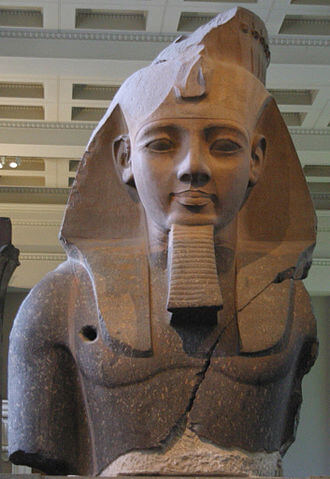 ラムセス2世（エジプト新王国第19王朝のファラオ、紀元前1303年頃－紀元前1213年頃。在位：紀元前1279年頃－紀元前1213年頃）