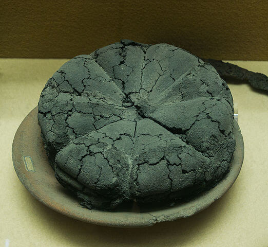 ポンペイ出土の古代ローマ時代のパン　Antiquarium di Boscoreale