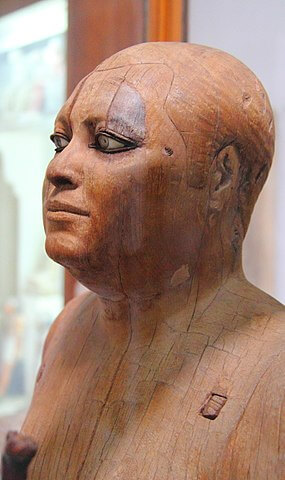 カーアペル立像　古王国時代　第5王朝　カイロ・エジプト博物館蔵
