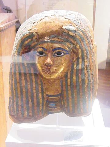 メリトのマスク　トリノ・エジプト博物館蔵