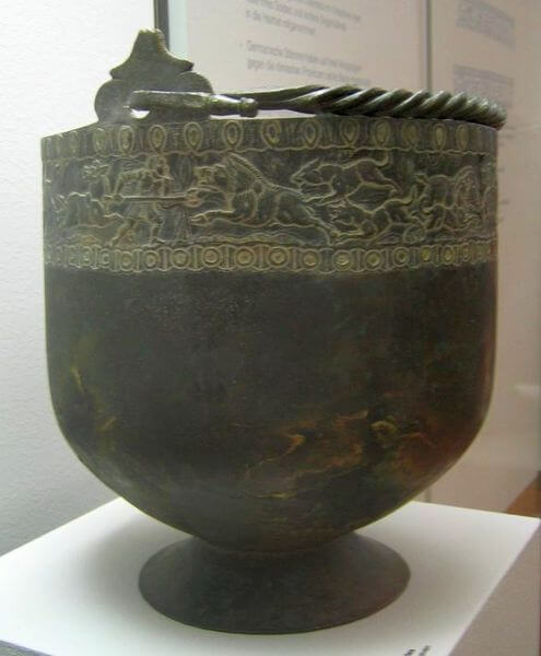 ブロンズ製のシトゥラ（2－3世紀、ローマ時代）　 ニーダーザクセン州立博物館