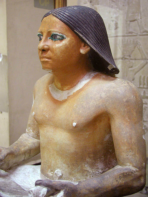 書記の像　第4王朝　エジプト考古学博物館蔵